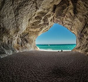 Beach view from cave HD Metal Poster